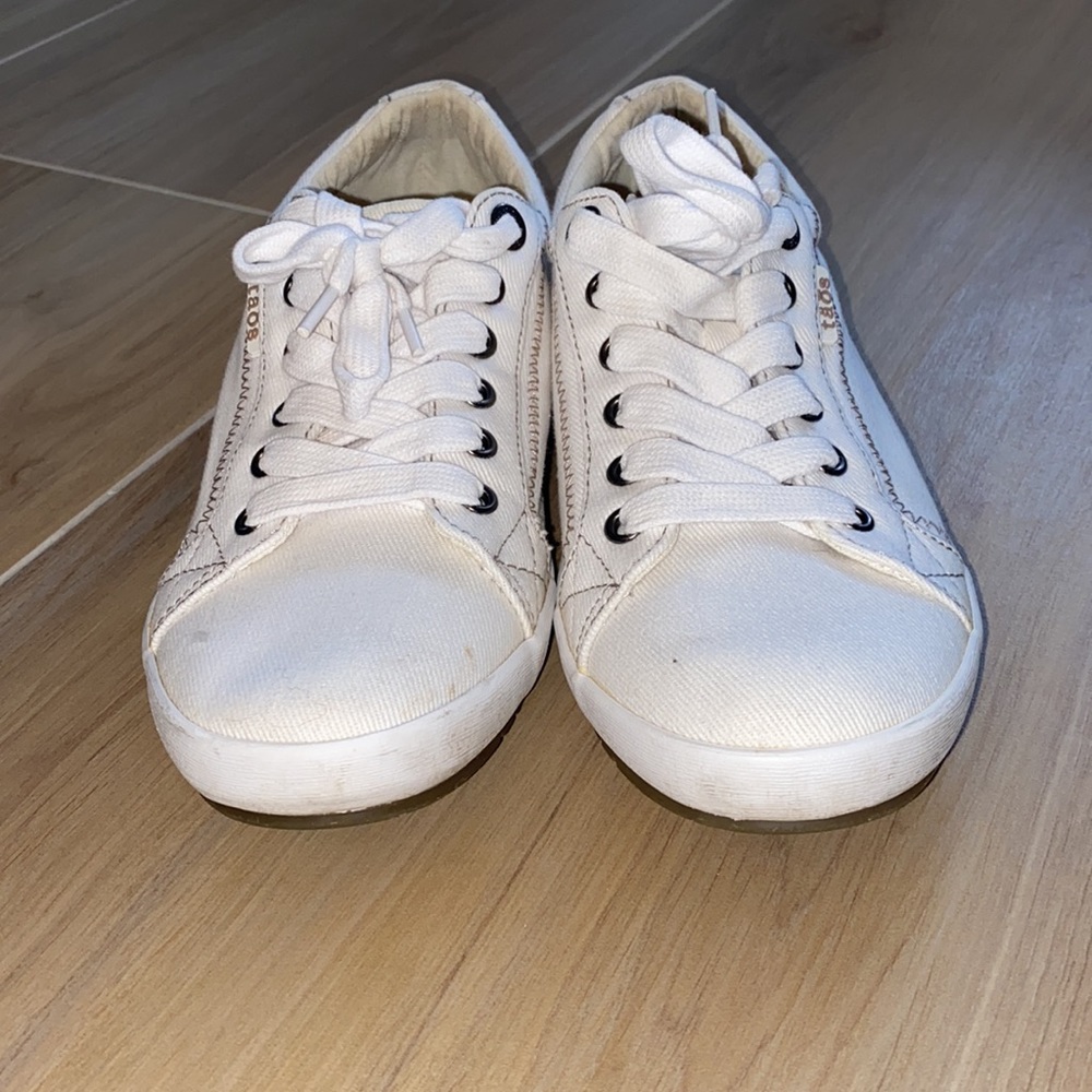 TAOS STAR SNEAKER SHOE 8.5 (38) - Picture 2 of 10